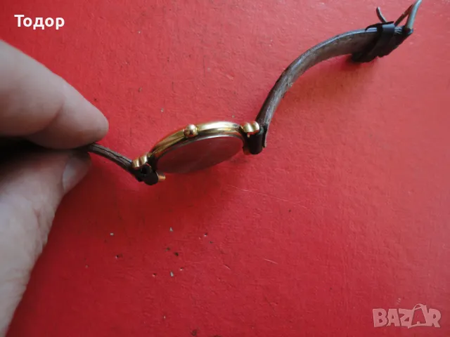 Позлатен немски часовник Junchans Quartz 6, снимка 3 - Дамски - 47520369