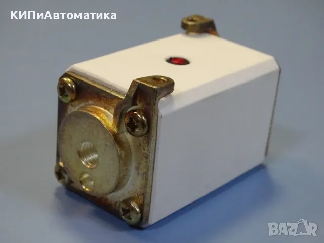 Предпазител Ferraz Shawmut Protistor D301280 Fuses 6.9GRB70TTF0063 63A 690VAC, снимка 4 - Резервни части за машини - 47790740