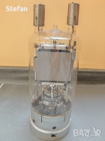 Пентод Електронна лампа, снимка 2 - Други машини и части - 54090534