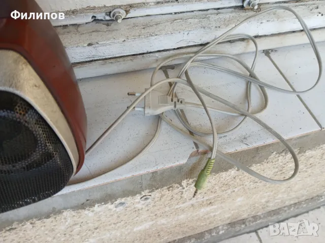 стари мощни комп. колони в корпус от касетофон, снимка 2 - Радиокасетофони, транзистори - 49422626