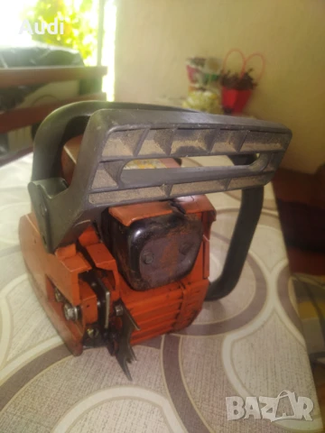 Бензинова резачка за дърва HUSQVARNA 142, снимка 7 - Градинска техника - 50725203