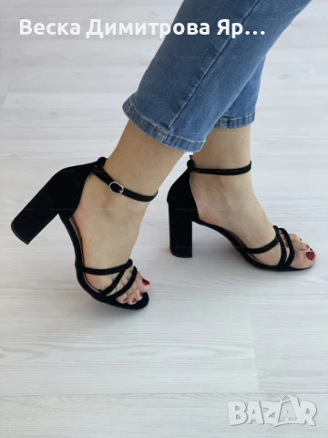 Разкош и Удобство: Изискани черни дамски сандали с ток, снимка 2 - Сандали - 51194048
