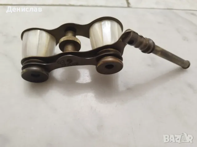 Театрален бинокъл 