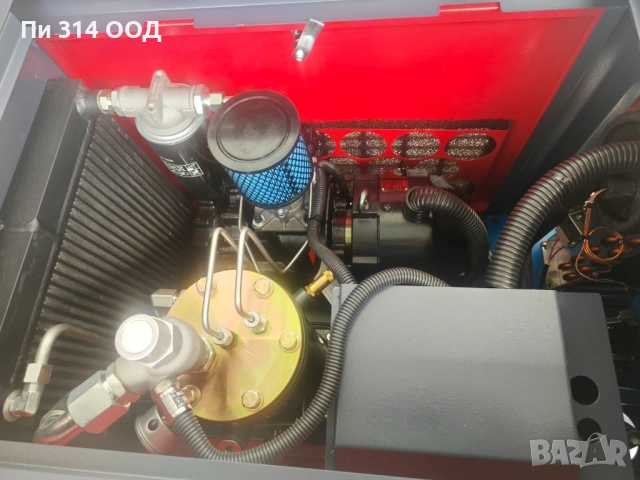 Винтов компресор с променлива честота и изсушител, снимка 2 - Компресори - 51678364