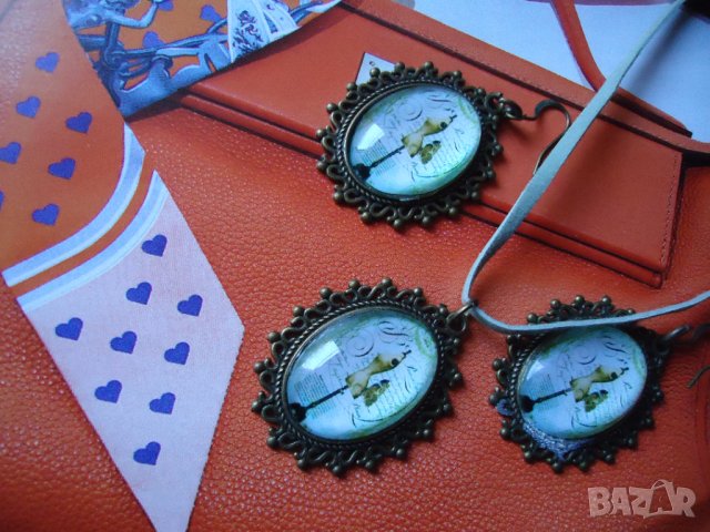 НОВИ комплект обеци и висулка винтидж стил, снимка 2 - Бижутерийни комплекти - 36551964