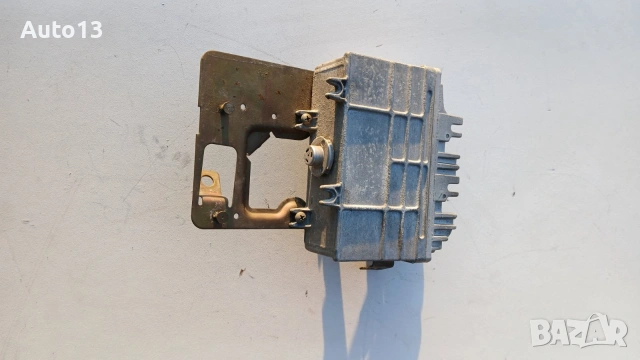 Компютър Bosch за VW Golf 3 , снимка 4 - Части - 53914221