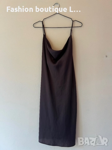 Сатенена кафява рокля с кръстосани презрамки на гърба с регулируема дължина S / M размер 🤎🤎🤎🤎🤎, снимка 2 - Рокли - 52235969