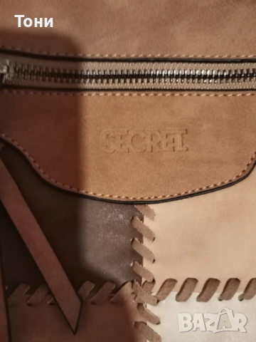SECRET Оригинал Нова Кожена Дамска Чанта , снимка 6 - Чанти - 51773537
