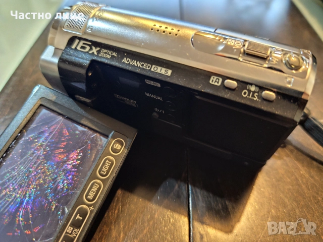 Видеокамера Panasonic HDC-SD10 - за ремонт, снимка 4 - Камери - 51981636