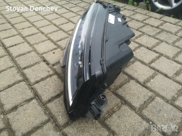 Десен фар за шкода карок 2020 г в безупречно състояние, снимка 2 - Части - 51234650