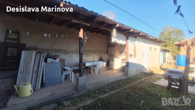 продавам едноетажна къща село Осеново, снимка 13 - Къщи - 52235944