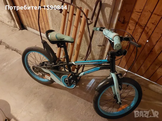 Детски велосипед, почти нов.