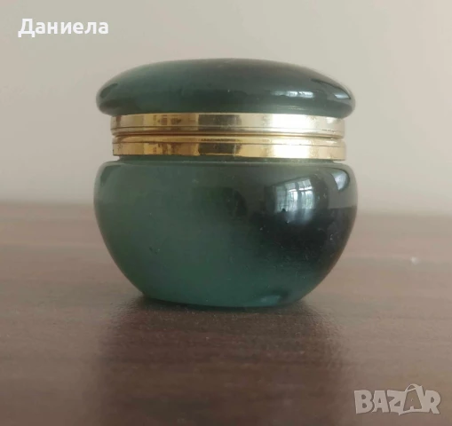 Зелена кутия От Алабастър -With Love From Jerusalem, снимка 3 - Антикварни и старинни предмети - 50506681