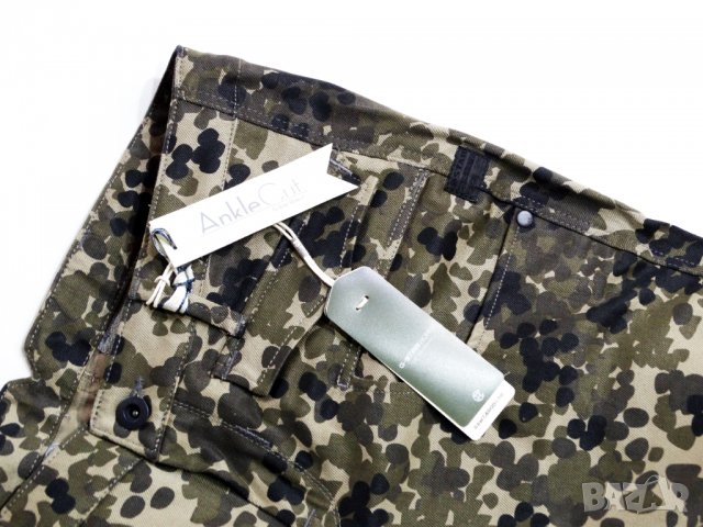 Нов и намален! G-star Raw Army Skinny Ankle Cut All Over Camo Print Дамски Слим Канофлажен Панталон , снимка 5 - Панталони - 37755792