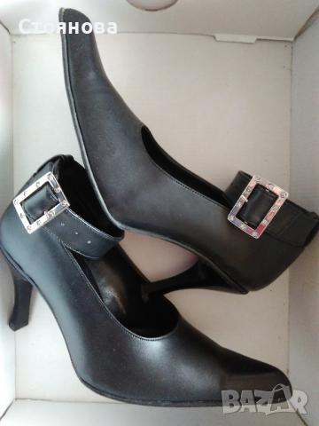 Дамски обувки с катарама, снимка 8 - Дамски елегантни обувки - 36505371