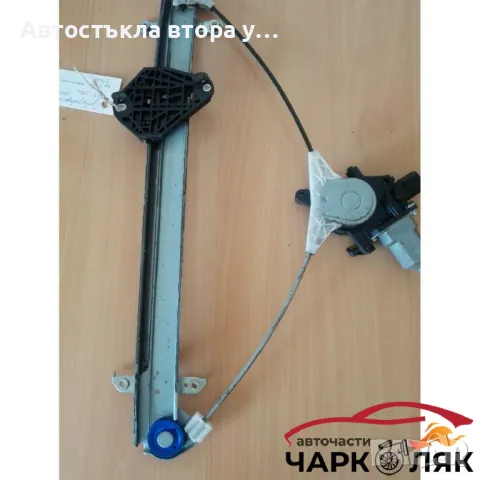 Ел машинка стъкло предна лява Субару Форестър 10г., снимка 3 - Части - 47892292