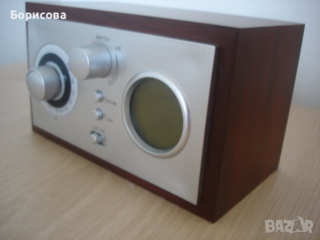 Продавам радио часовник колекционерски., снимка 2 - Радиокасетофони, транзистори - 40079136