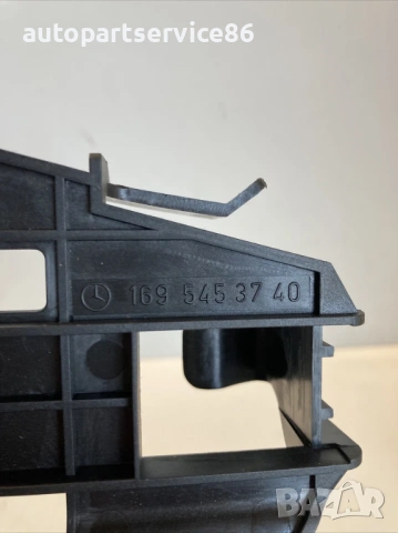 Държач за кутия с предпазители за Mercedes B Class W245 B170 (2008) 1695453740 , снимка 2 - Части - 54155665