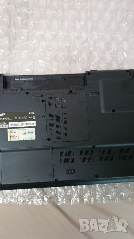 Лаптоп Самсунг NP-R700, снимка 7 - Лаптопи за дома - 40023897