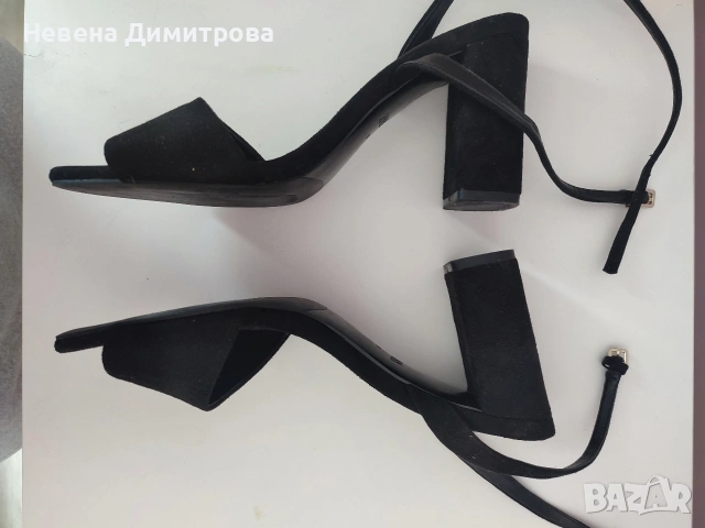 Черни велурени сандали с дебел ток 39 номер , снимка 3 - Сандали - 54215192