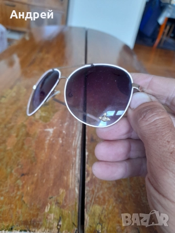 Стари слънчеви очила Vivienne Westwood, снимка 2 - Други ценни предмети - 51811052