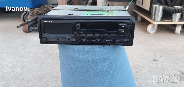 Ретро радио касетофонче за кола Sony