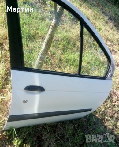 Врати за Рено Меган Сценик - Фаза 1, снимка 2 - Части - 42901482