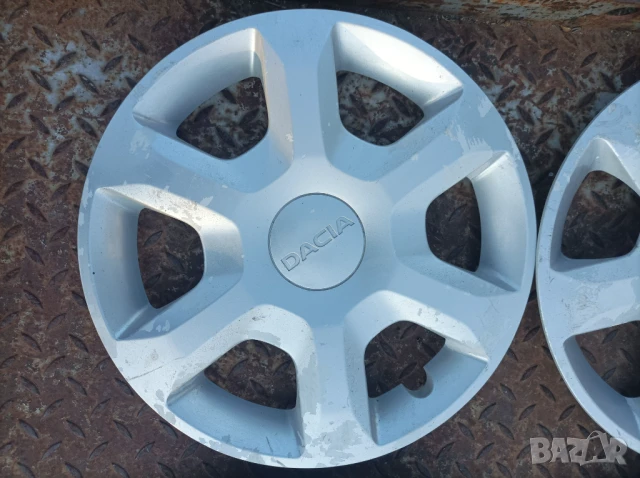 Тасове Дачия Логан/ Докер/ Сандеро 2013 година  15 цола, снимка 2 - Аксесоари и консумативи - 50821844