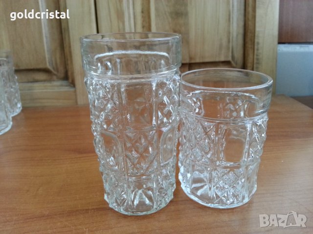 Стъклени кристални чаши