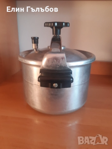Тенджера под налягане Минутка, руска 6 литра, снимка 3 - Съдове за готвене - 52822932