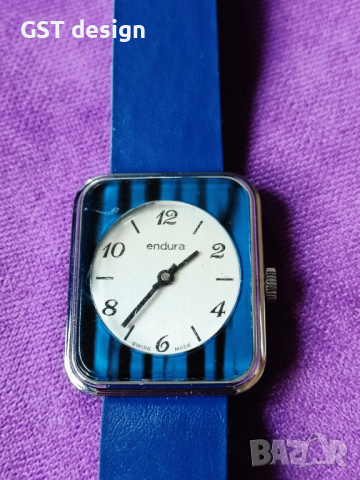 Уникат Рядък Оригинал Швейцарски Часовник Мъжки Swiss Made 1970 Футуристичен дизайн Механичен, снимка 2 - Луксозни - 44667297