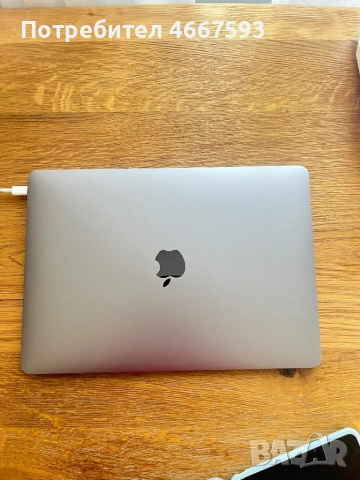 MacBook Air 13 2019 год 256 гб 