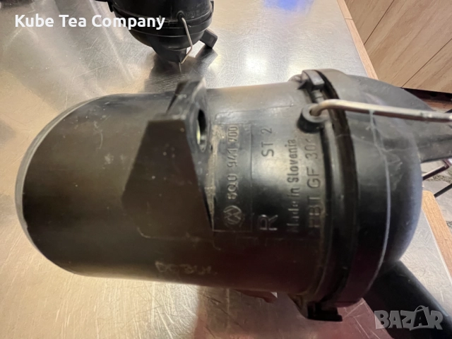 Халоген позиция дясна за Volkswagen Polo Hatchback IV (10.2001 - 12.2005) 1.2 12V, 64 к.с., снимка 2 - Части - 52376971