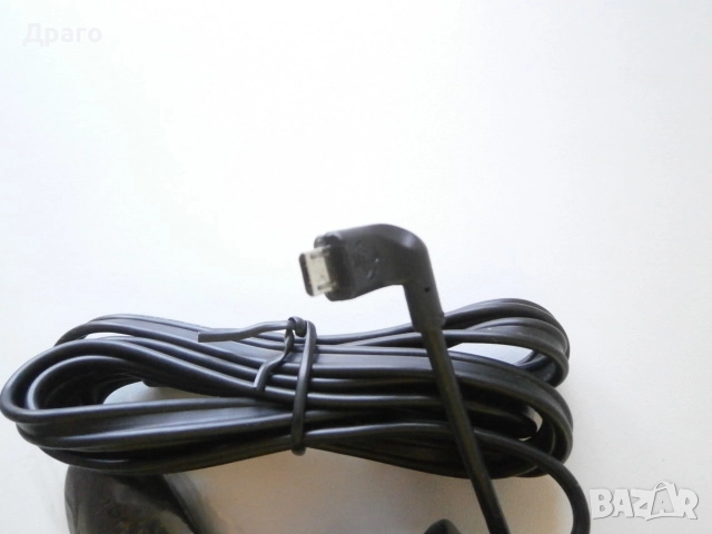 Заряднo за навигация TomTom, снимка 2 - Аксесоари и консумативи - 51890020