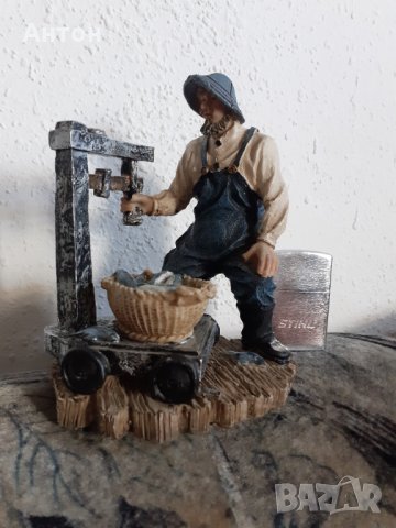 Сувенир Рибар., снимка 4 - Други ценни предмети - 29535799