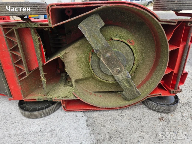 Електрическа косачка Wolfs Garten 1200W, снимка 7 - Градинска техника - 51246088