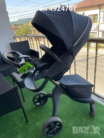 Количка Stokke® Xplory® X + бебешки кош - цвят Rich Black, снимка 2 - Детски колички - 55864982
