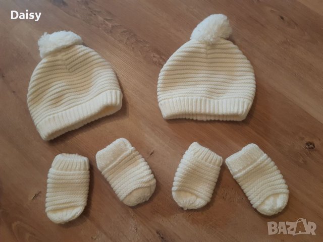 2 бр. Шапки с ръкавички 12-24 м.