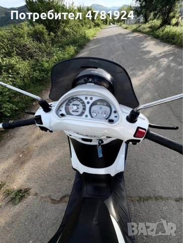 Piaggio Beverly 300, снимка 5 - Мотоциклети и мототехника - 54022413