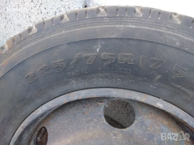 Джанта с гума за камион, снимка 5 - Гуми и джанти - 47415839