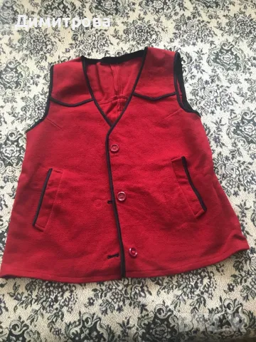 Елек /елече, елеци/ от вълнен плат 