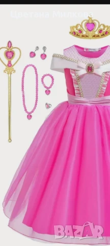 Детска рокля в комплект с много аксесоари, снимка 2 - Детски рокли и поли - 51091799