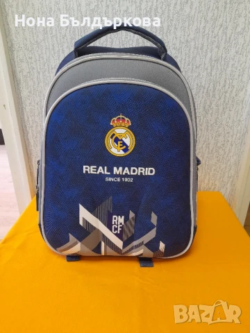 Ученическа раница за 1 клас Реал Мадрид + несесер цената му е 10лв , снимка 8 - Раници - 51264609