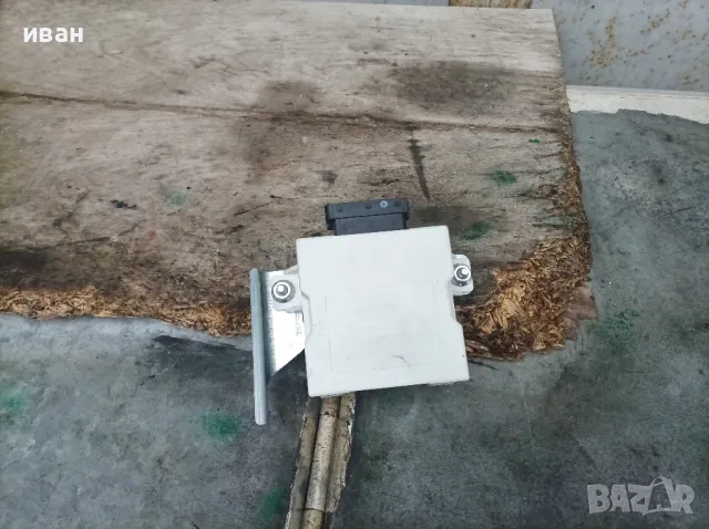 Модул чистачки за Тойота Корола Версо. 2006 год.