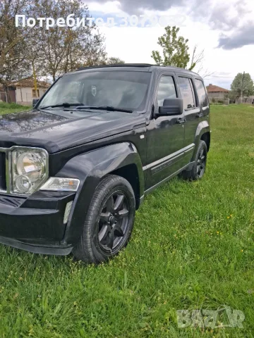 Продава се Jeep Cherokee 2.8 CRD 4x4 , снимка 3 - Автомобили и джипове - 56341029