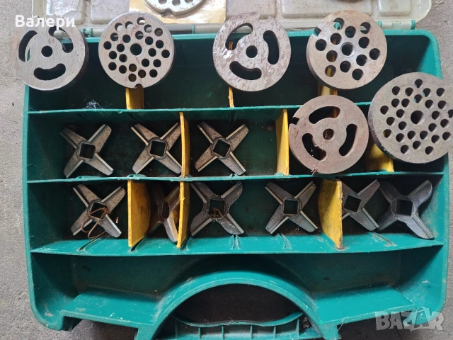 [Разпродажба] Ножчета и Решетки за Месомелачки, снимка 2 - Месомелачки - 52355382