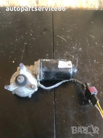 Мотор за предни чистачки за Opel Vectra C или Signum (2002-2006) 09185807 