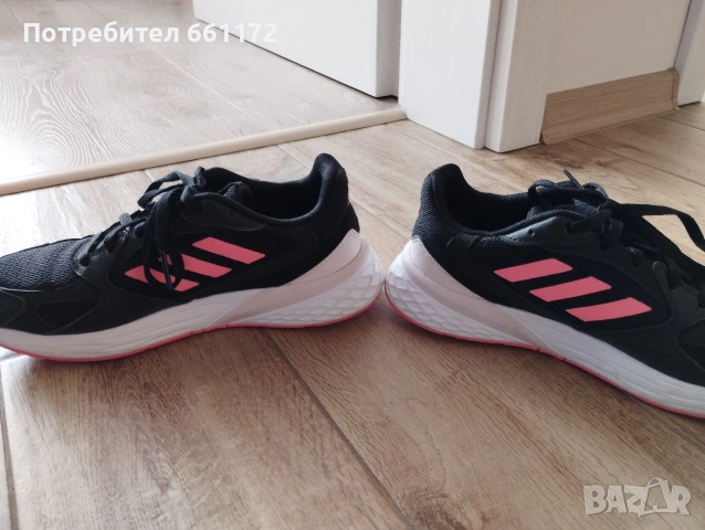 Маратонки Адидас 36.5, снимка 3 - Маратонки - 54358541