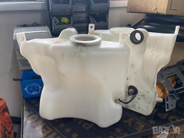Казанче за вода чистачки мерцедес ц класа w203 , снимка 1