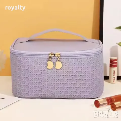 Висококачествена луксозна чанта за грим с цип, снимка 3 - Чанти - 49003382